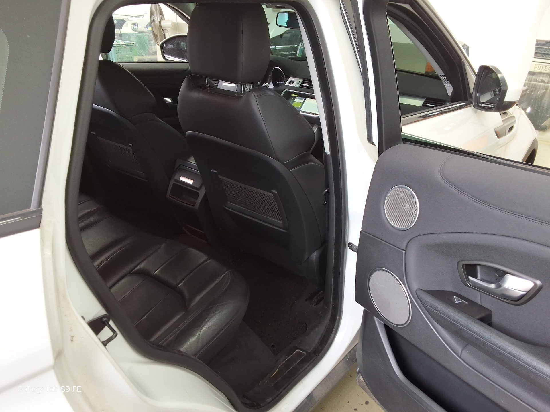 Land Rover Range Rover - 12