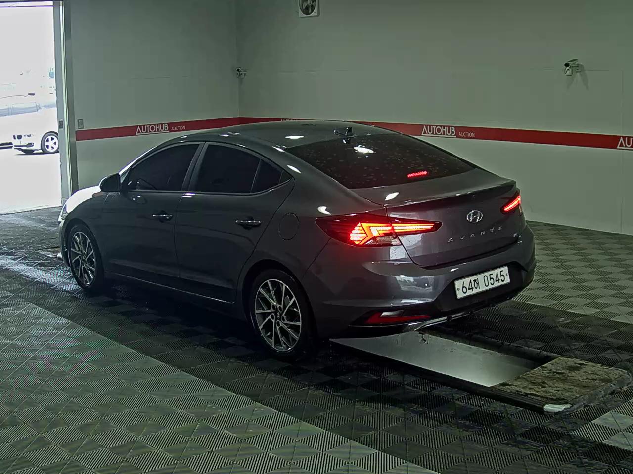 هيونداي إلانترا - 5