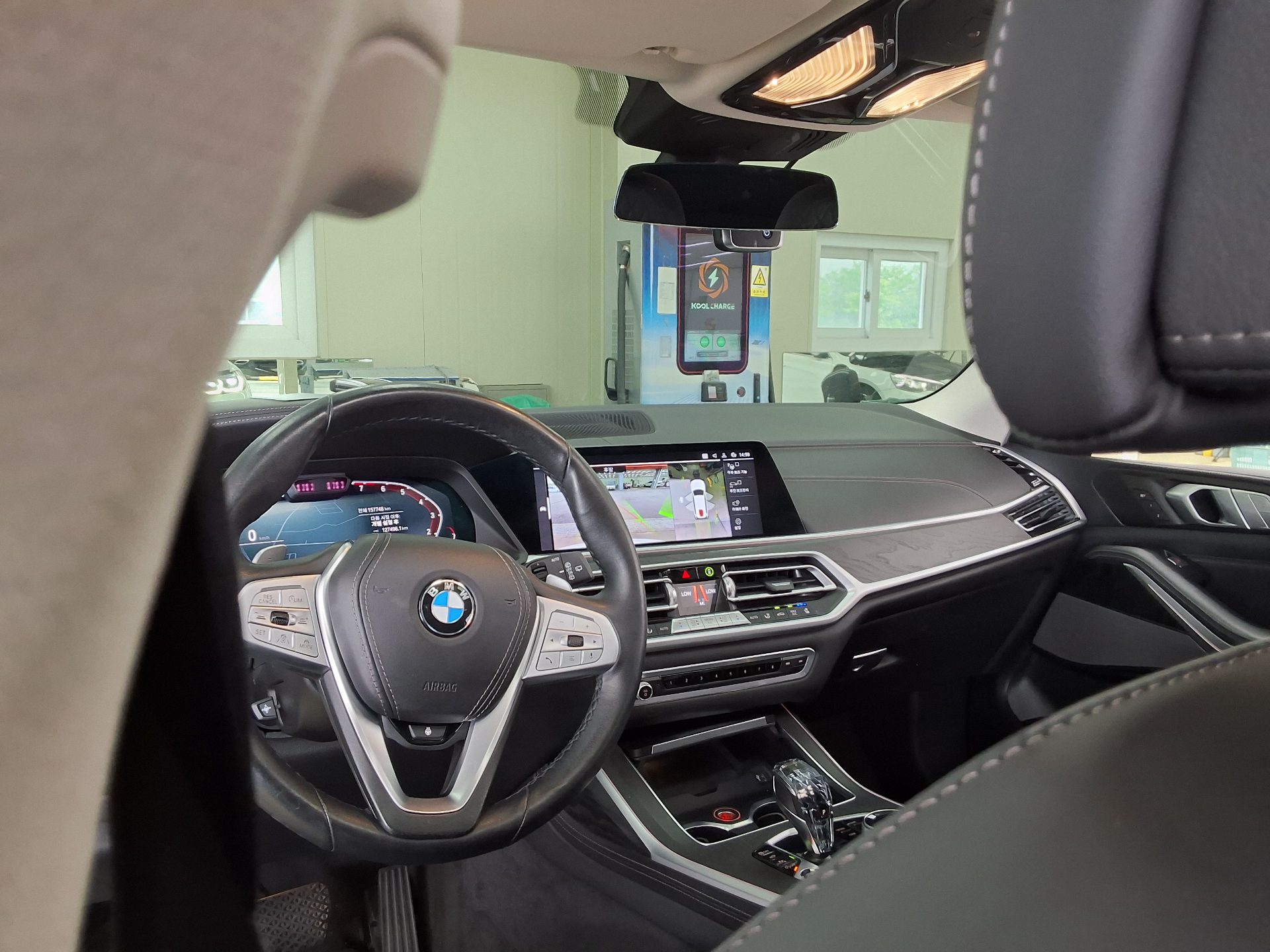 BMW X7 2021 - Image 10