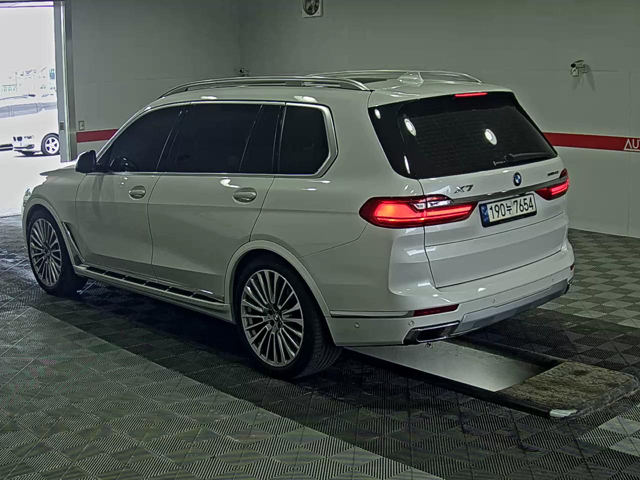 BMW X7 2021 - Image 5