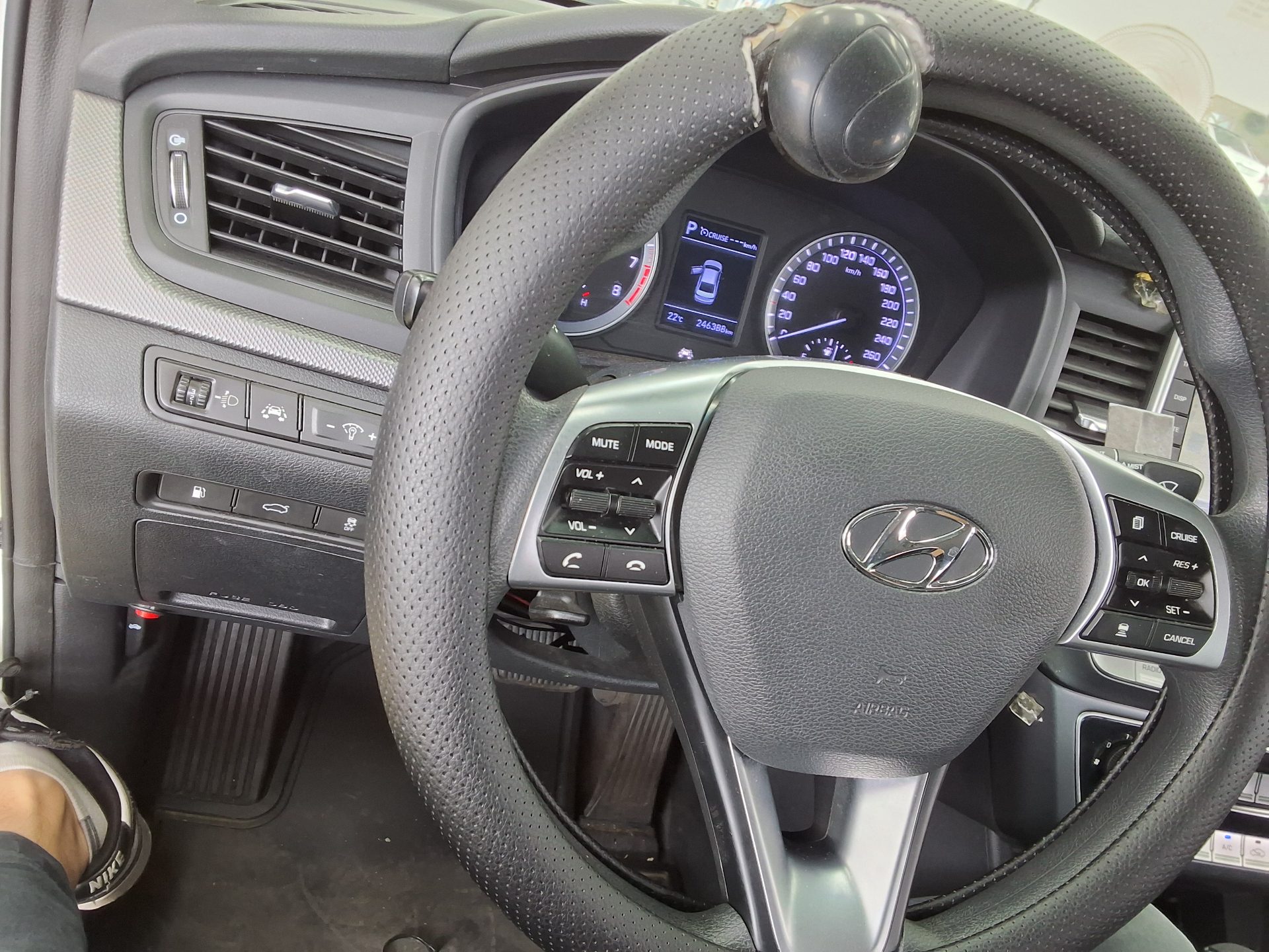 Hyundai Sonata 2022 - Image 21