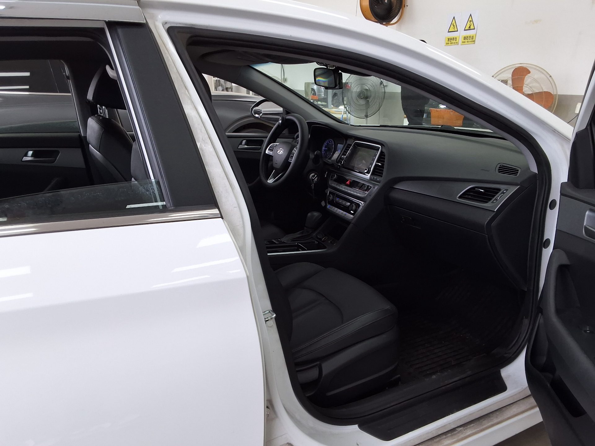 Hyundai Sonata 2022 - Image 13