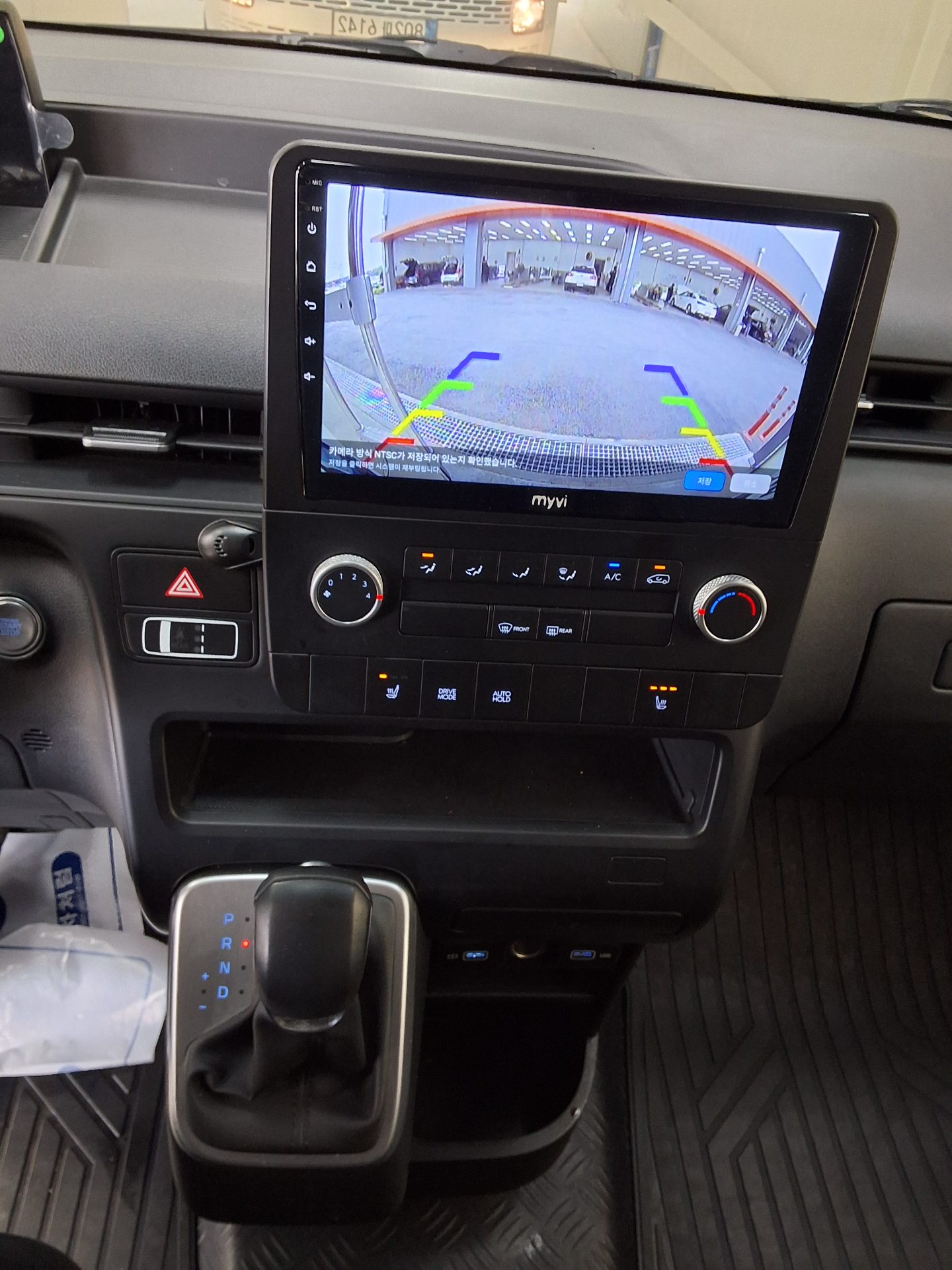 Hyundai Staria 2022 - Image 10