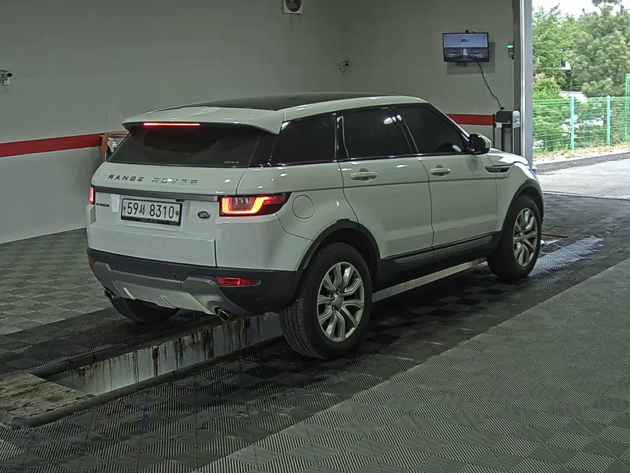 Land Rover Range Rover - 4
