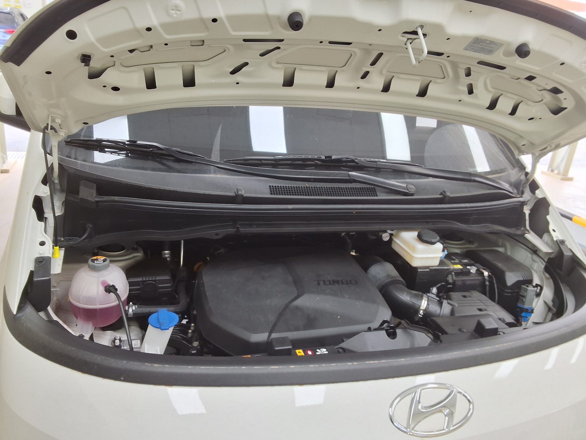 Hyundai Staria 2022 - Image 21