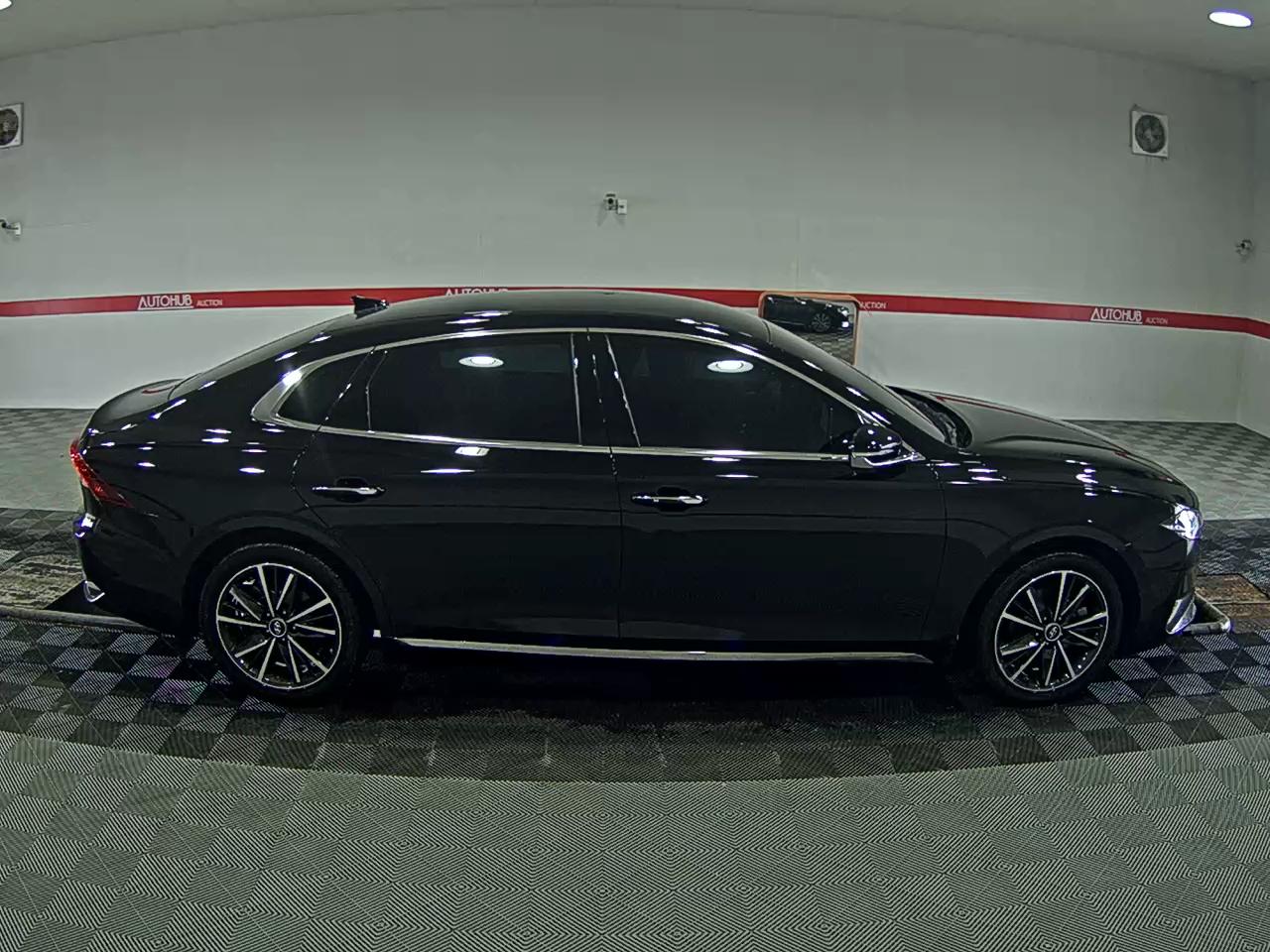 Hyundai Grandeur 2022 - Image 3