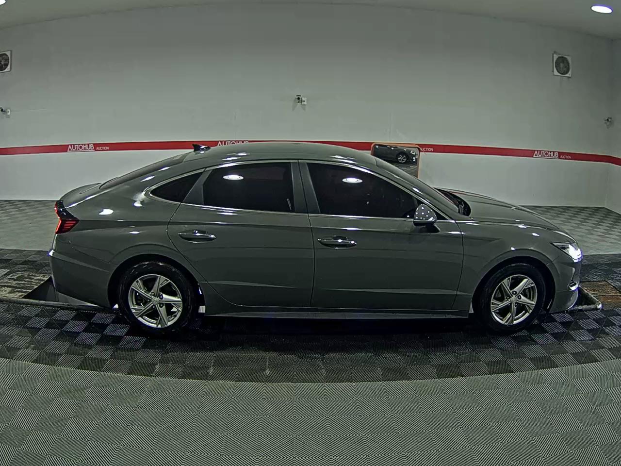 Hyundai Sonata 2020 - Image 3