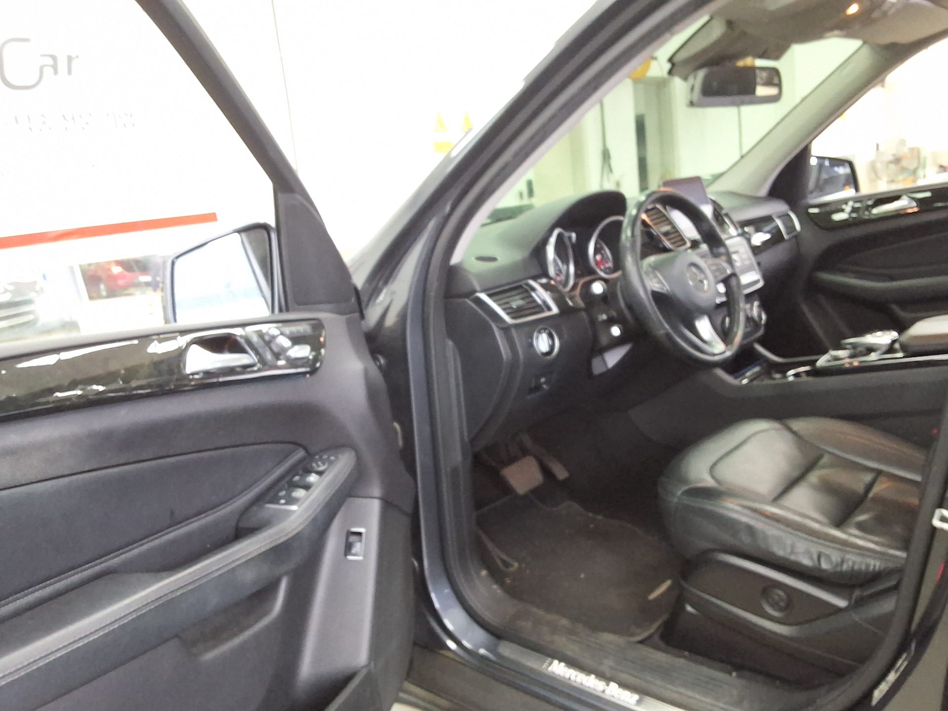 Mercedes-Benz GLE-Class 2016 - Image 9