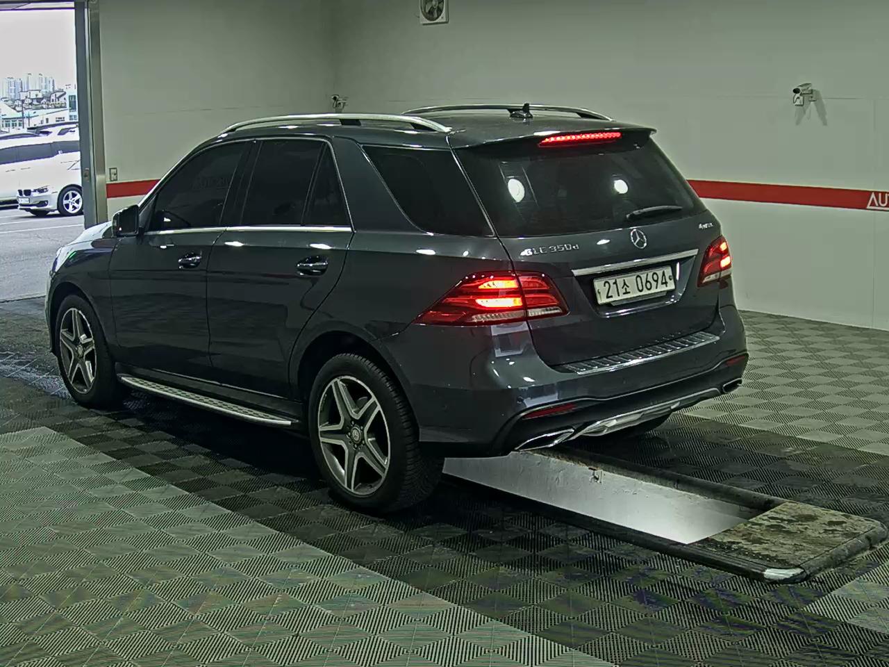 Mercedes-Benz GLE-Class 2016 - Image 5