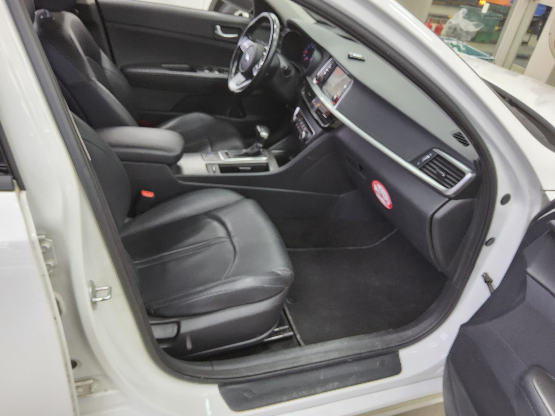 Kia Stinger 2020 - Image 13