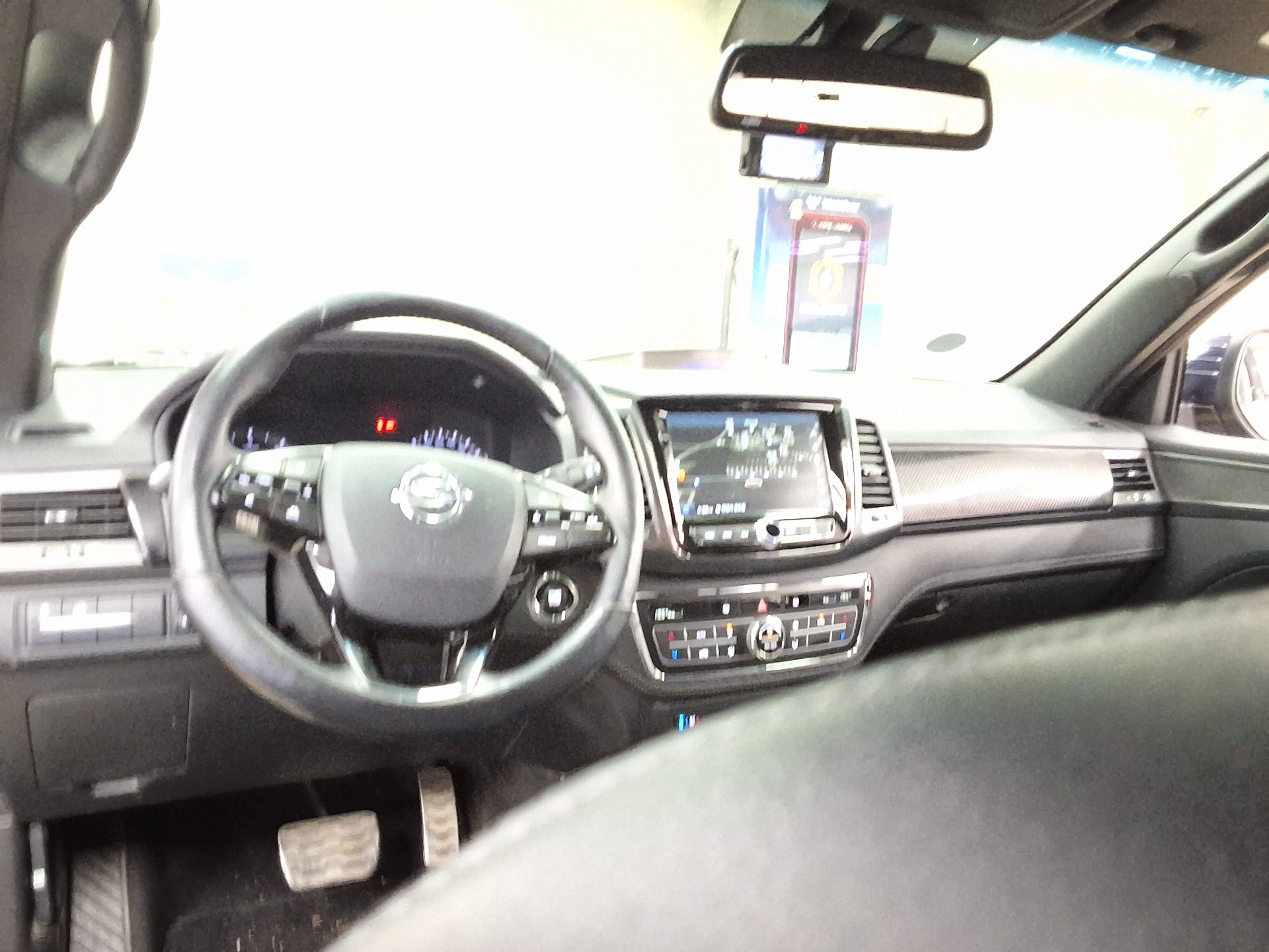 KG Mobility Rexton Sports 2021 - Image 10