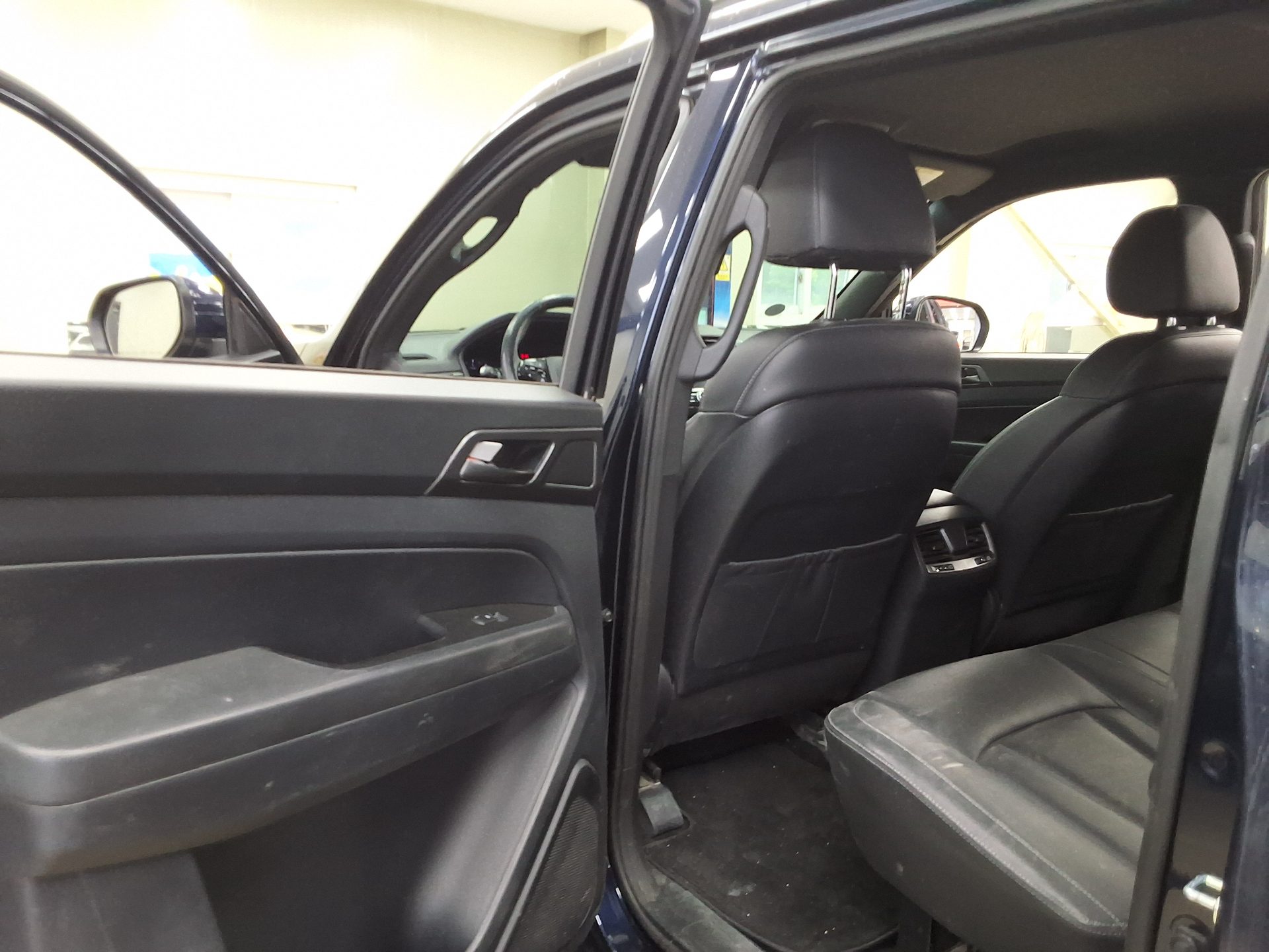 KG Mobility Rexton Sports 2021 - Image 11