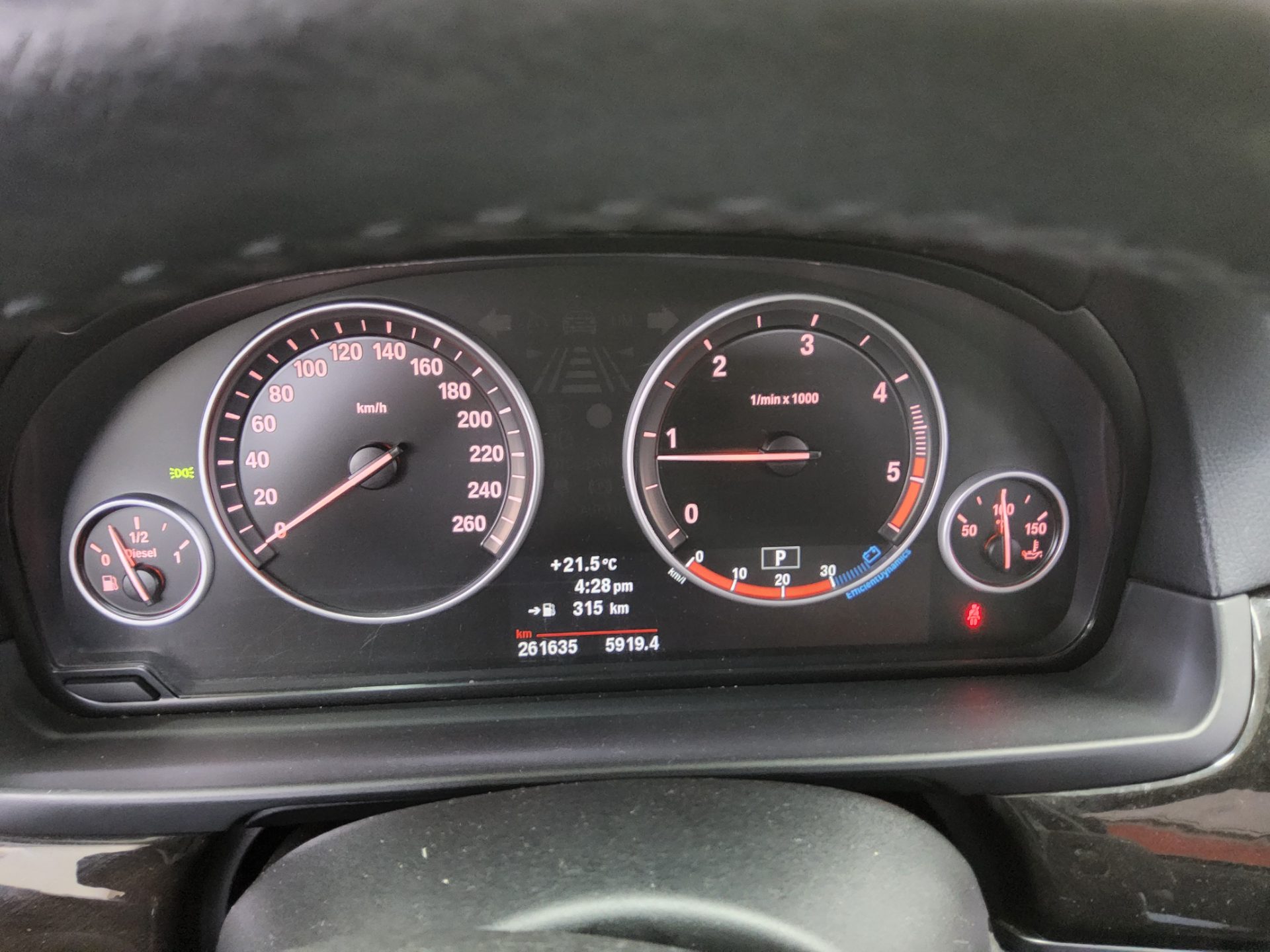 BMW 5 Series 2011 - Image 8
