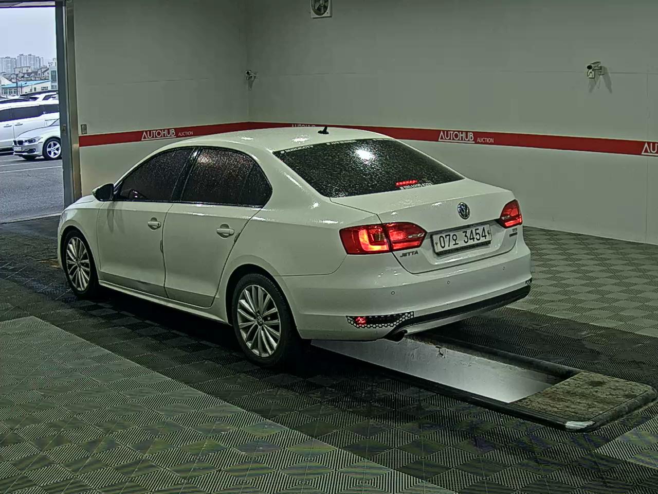 Volkswagen Jetta 2014 - Image 5