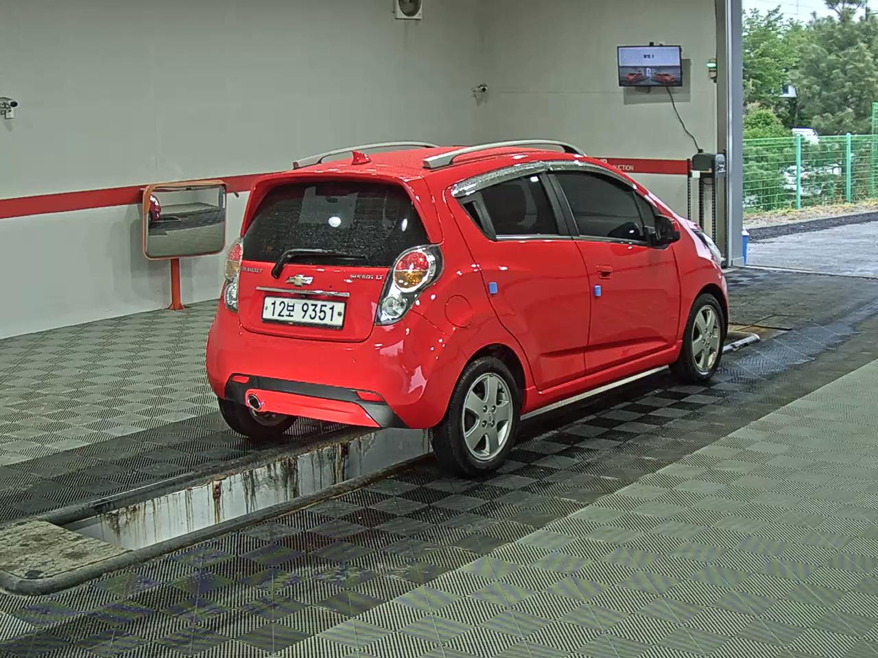 Chevrolet Spark - 4
