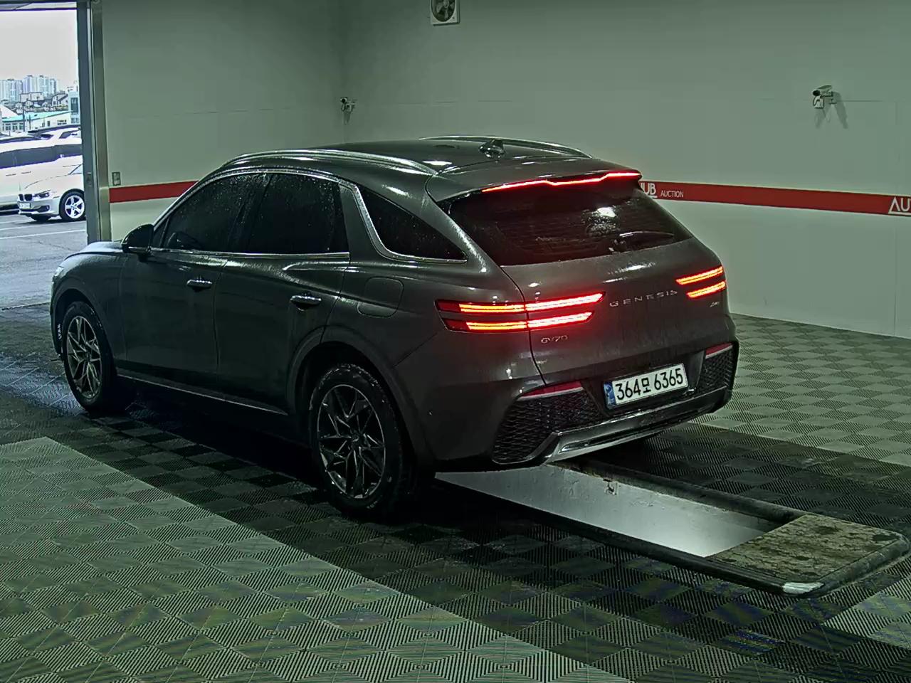 جينيسيس GV70 2021 - صورة 5
