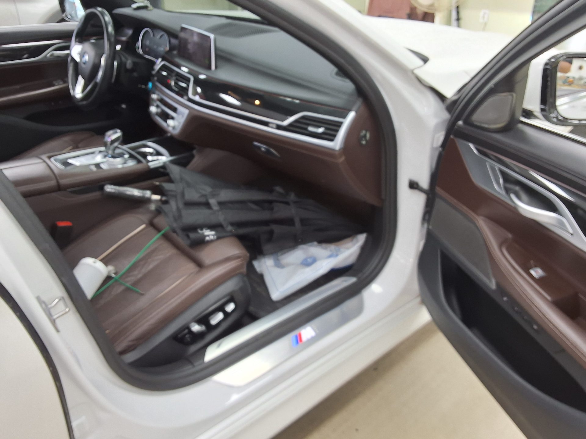 BMW 7 Series 2019 - Image 13