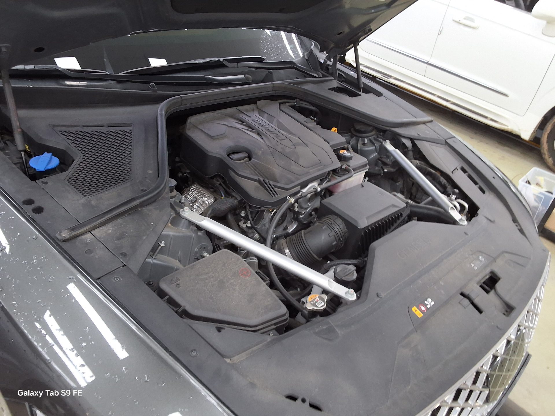 هيونداي جينيسيس 2023 - صورة 18