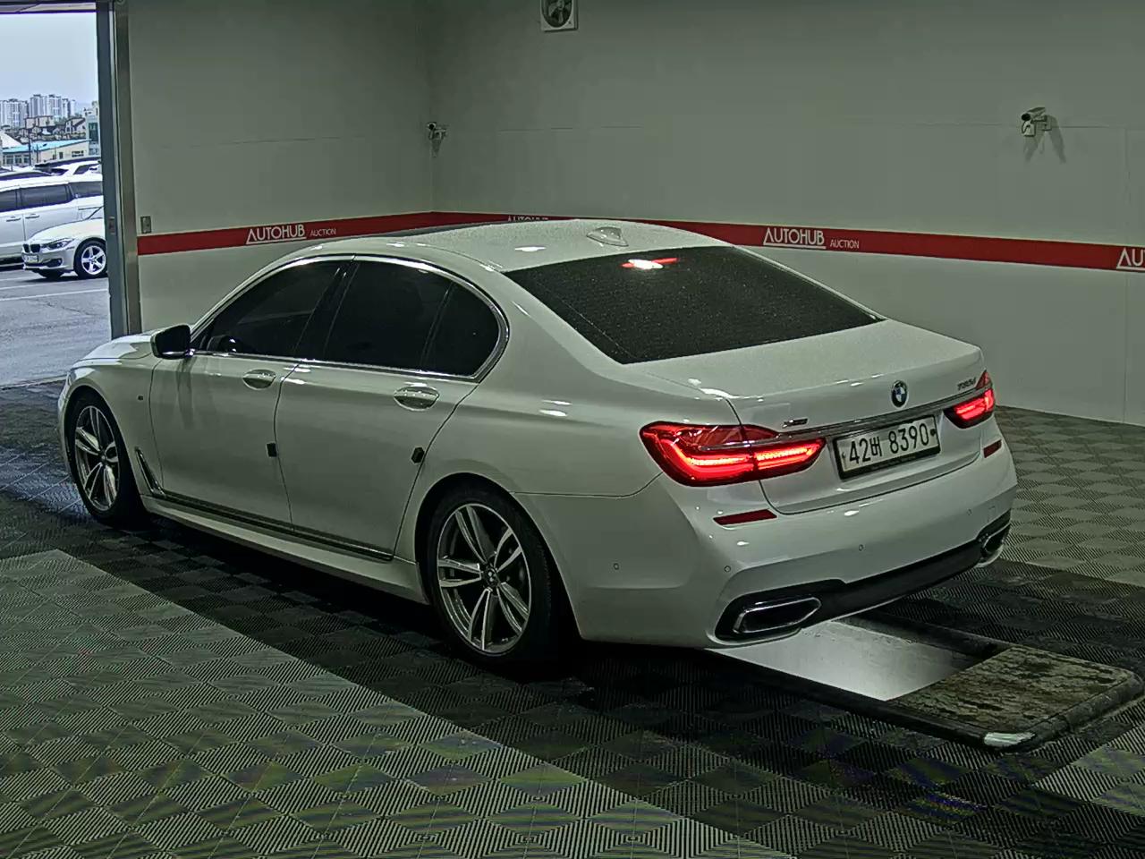 BMW 7 Series 2019 - Image 5
