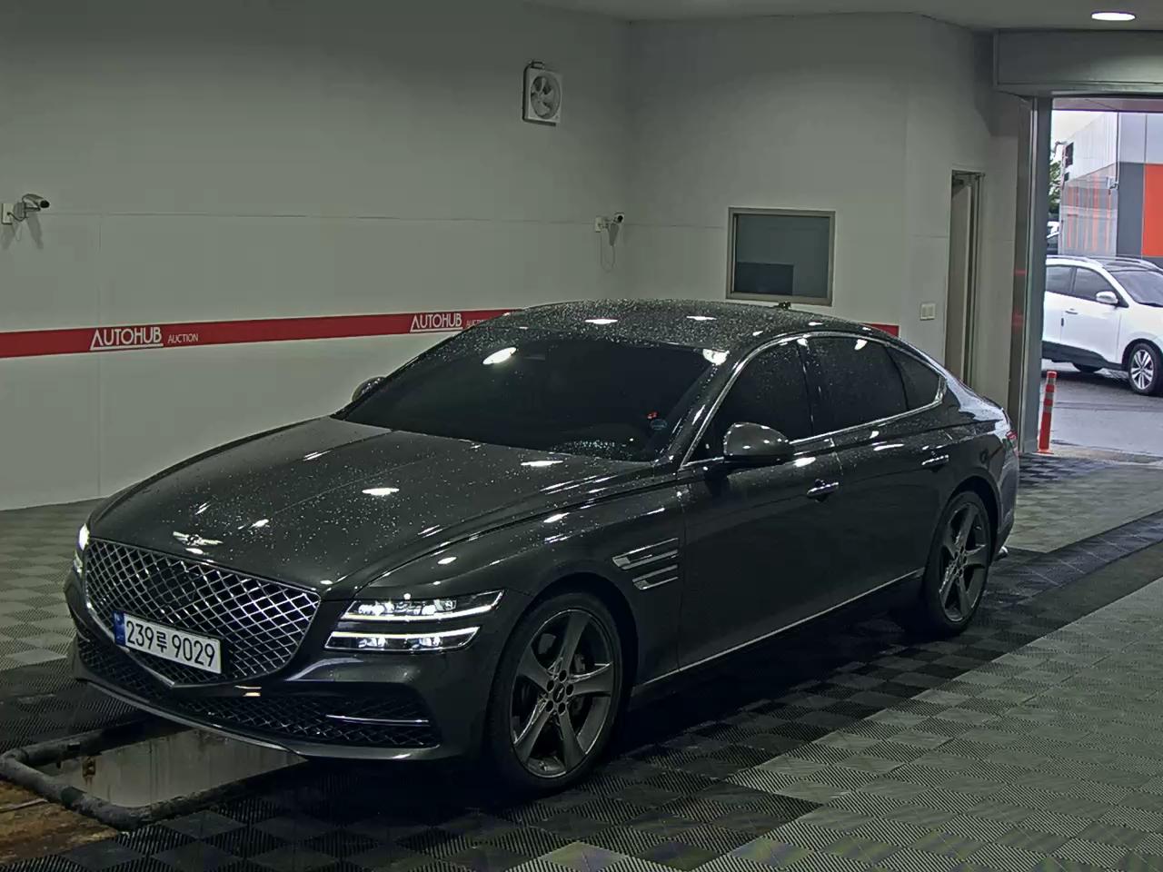 هيونداي جينيسيس