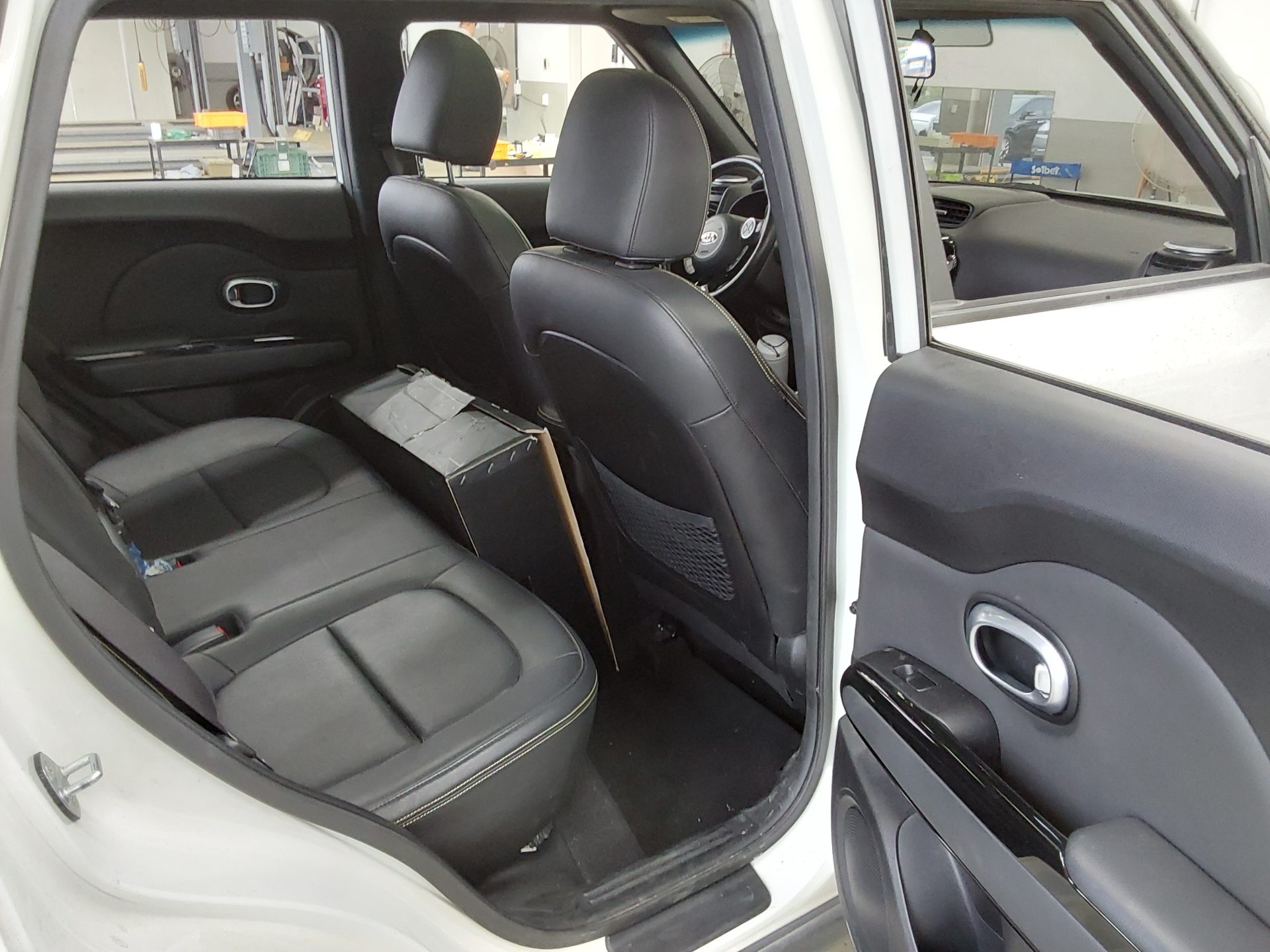 Kia Other 2014 - Image 14