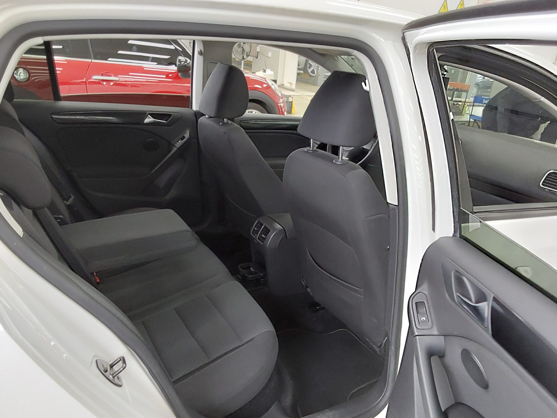 Volkswagen Golf 2013 - Image 13