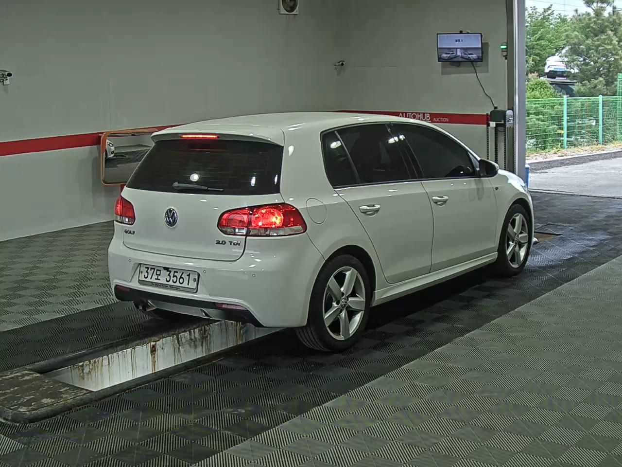 Volkswagen Golf 2013 - Image 4