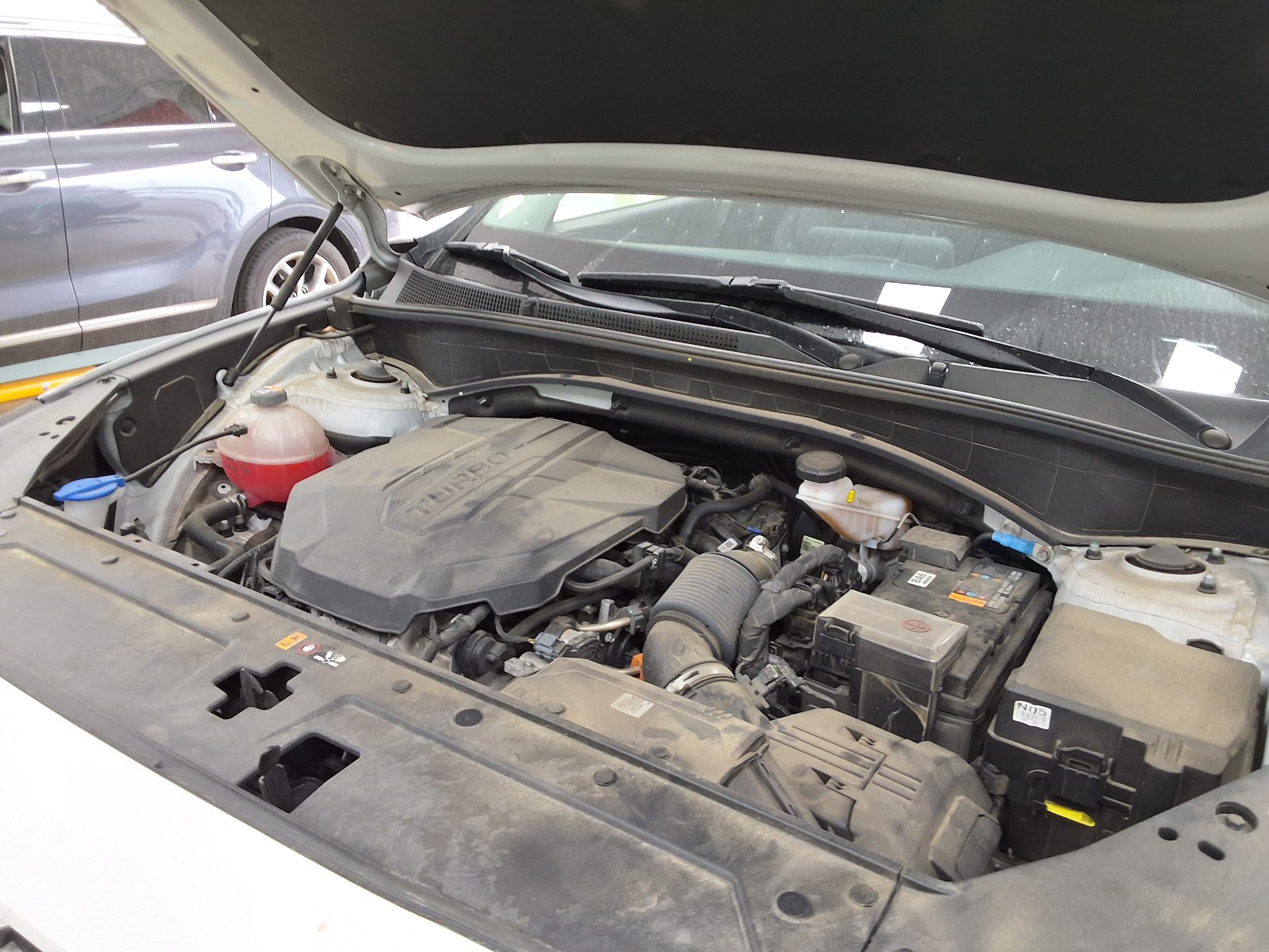 Hyundai Santa Fe 2022 - Image 18