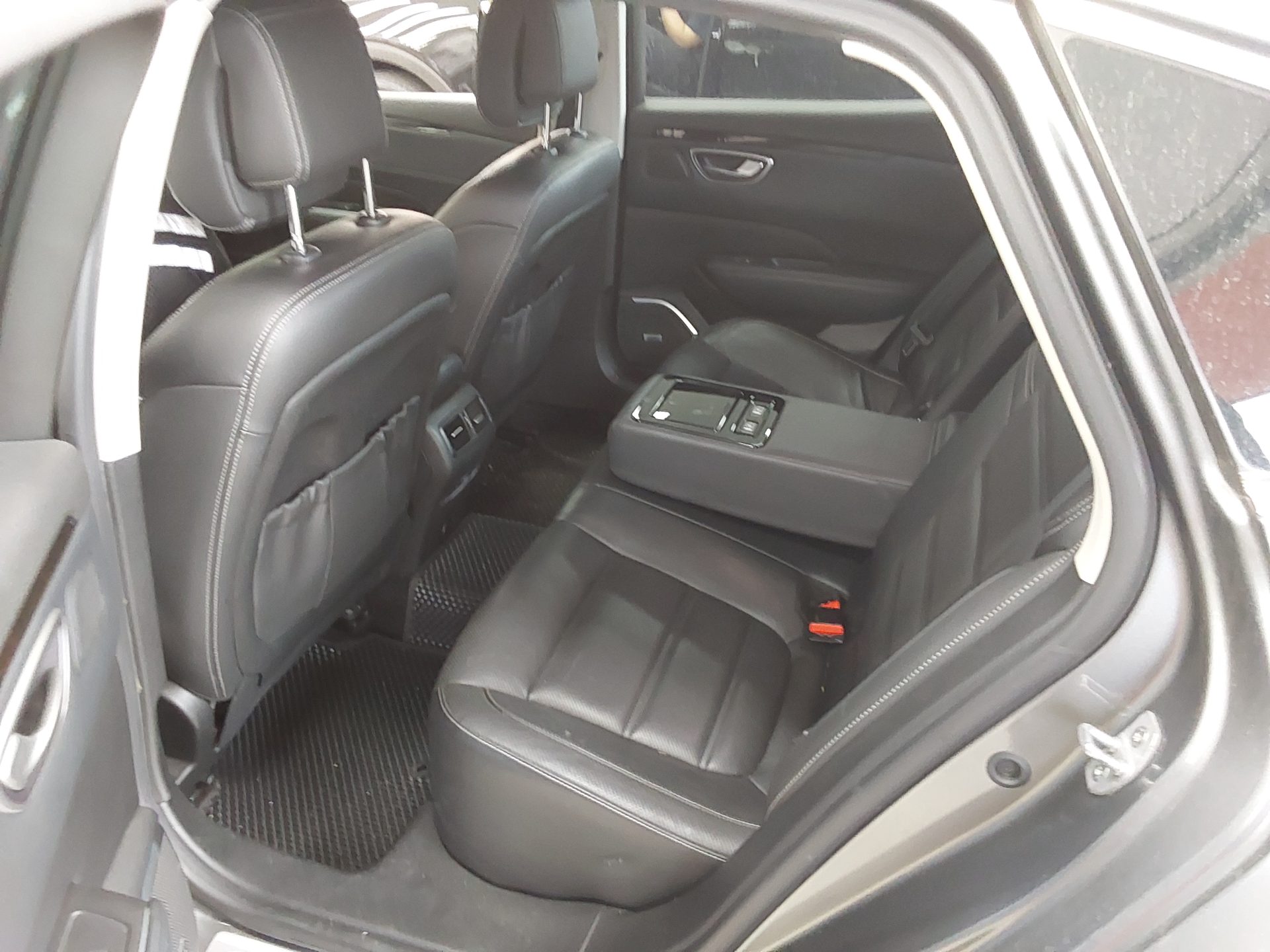 Renault Samsung SM6 2016 - Image 12
