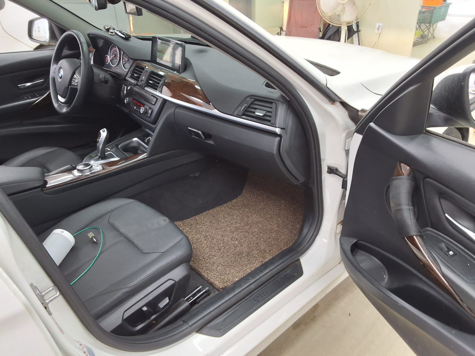 BMW 3 Series - 13