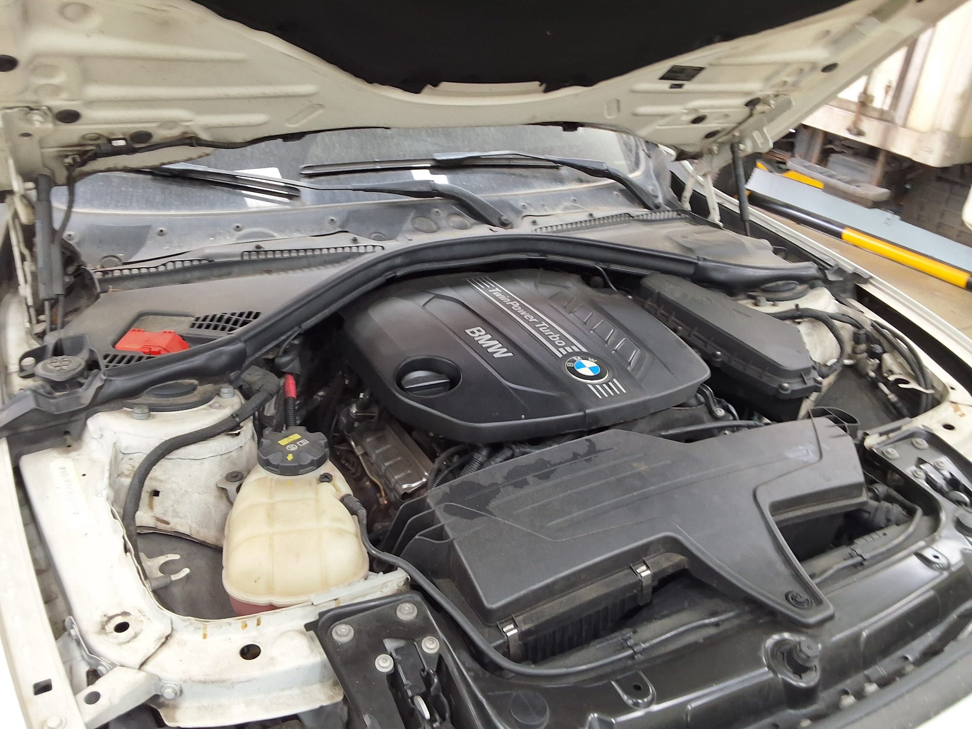 BMW 3 Series - 18