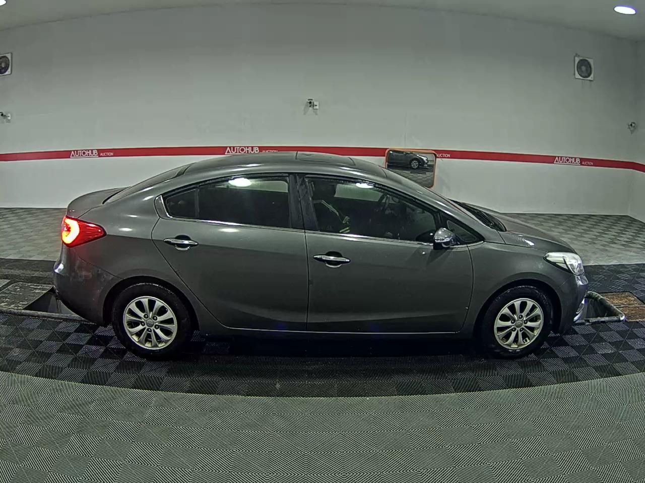 Kia K3 2013 - Image 3