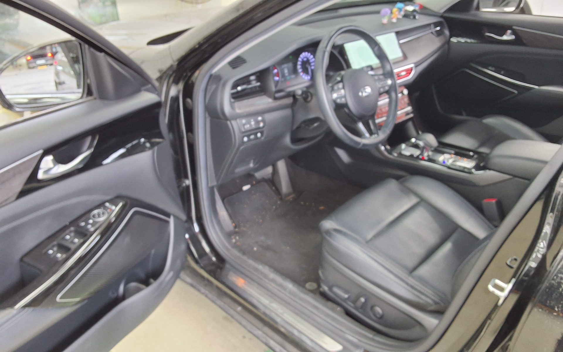 Kia K7 - 9