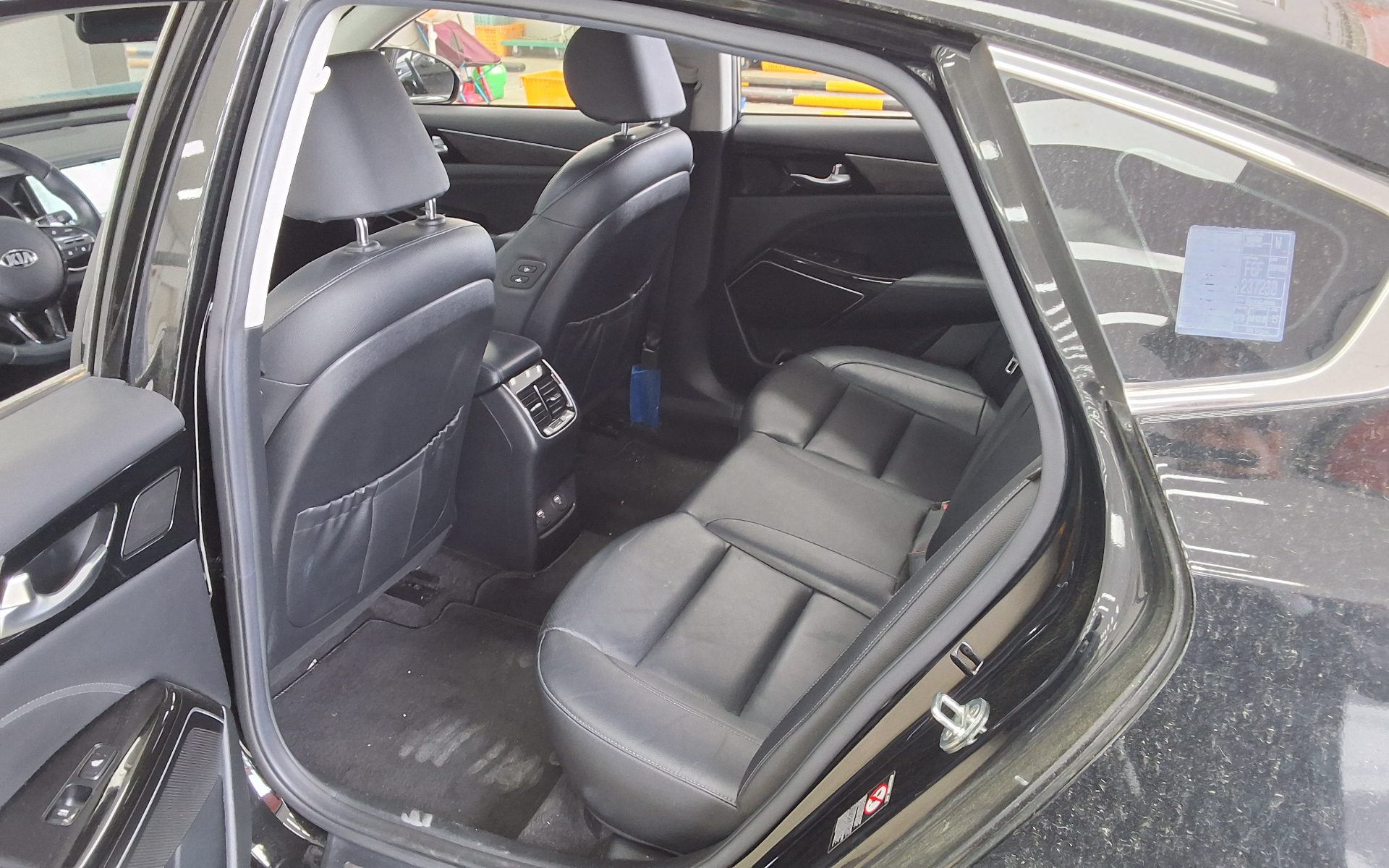 Kia K7 - 11