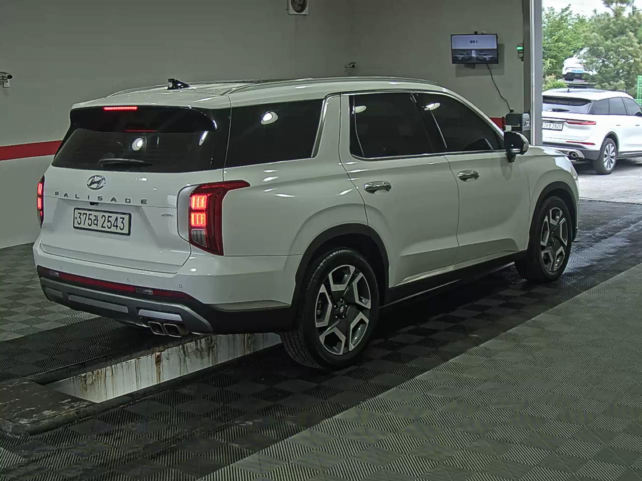 Hyundai Palisade 2023 - Image 4