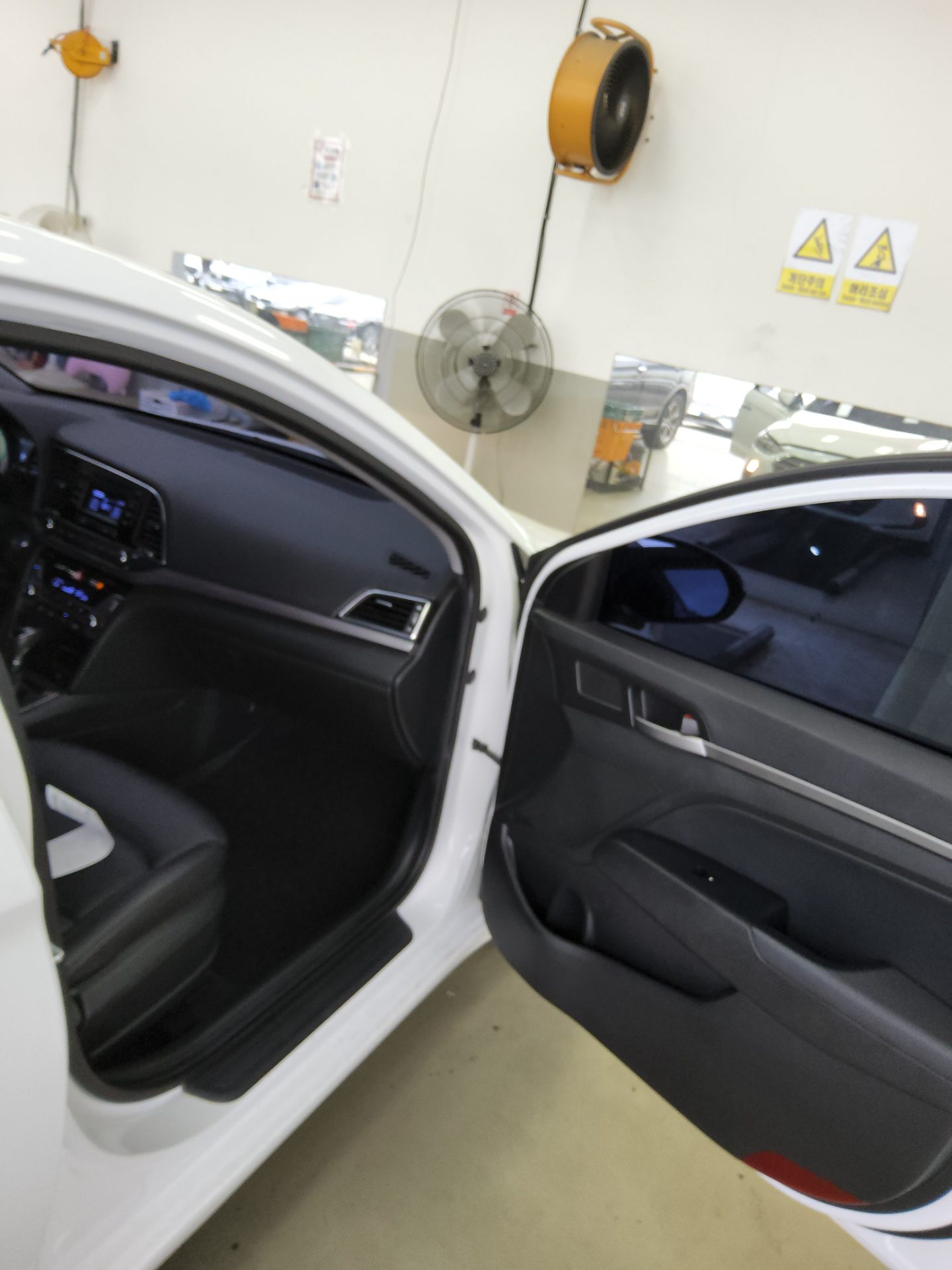 Hyundai Elantra 2016 - Image 13