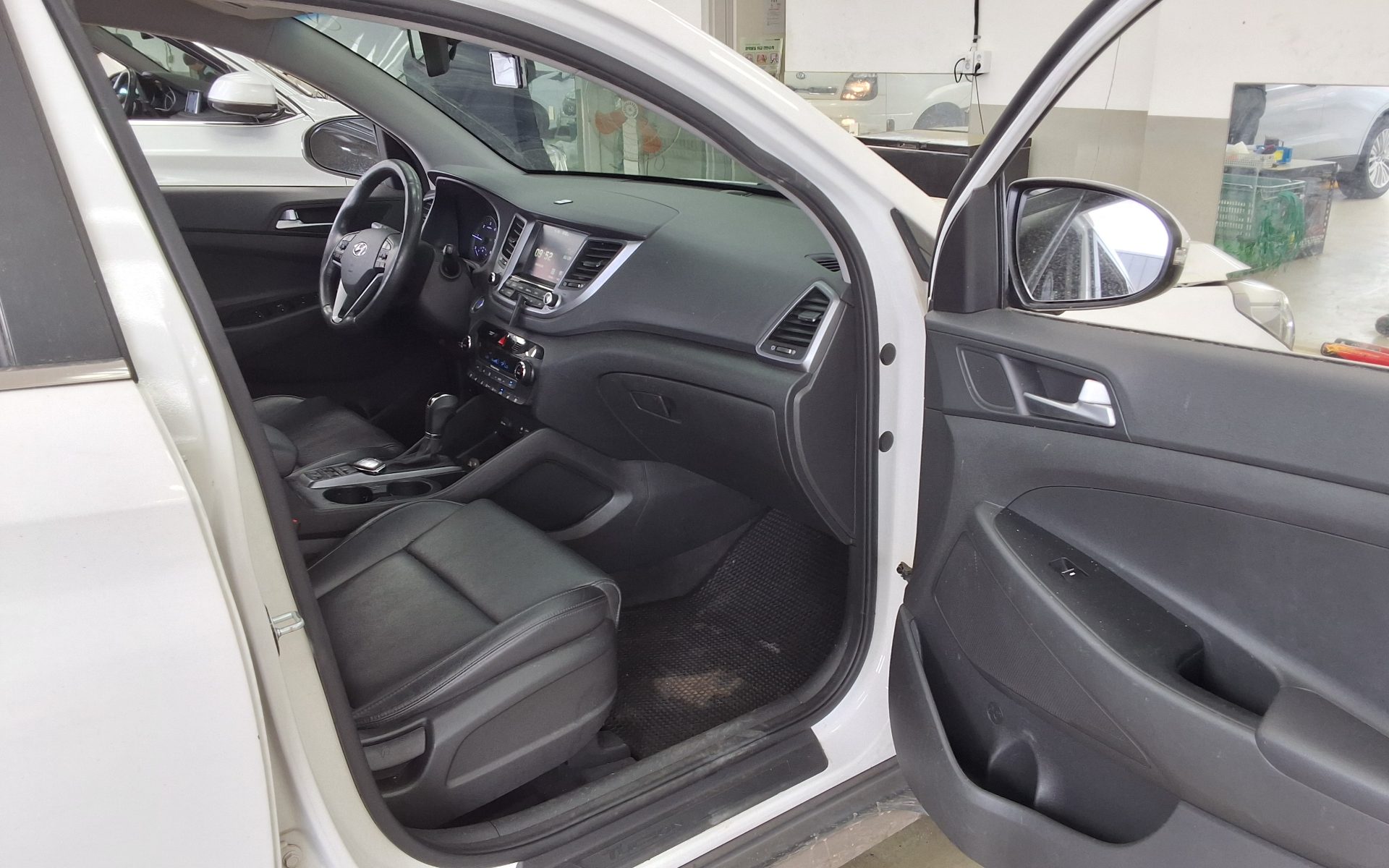 Hyundai Tucson - 13
