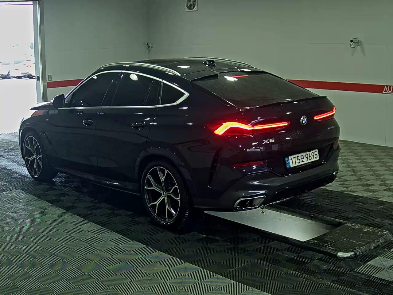 بي إم دبليو X6 2022 - صورة 5