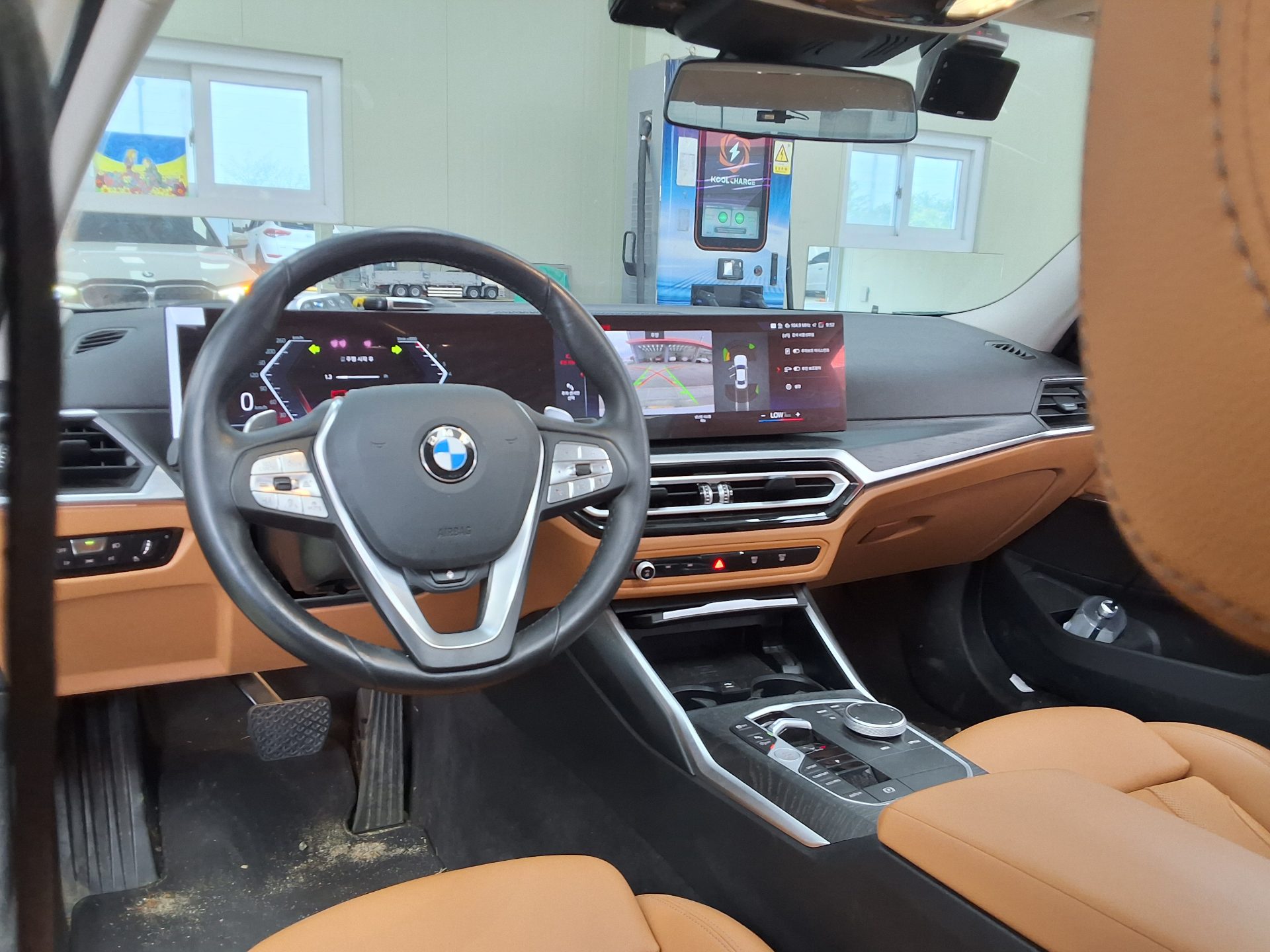 BMW 3 시리즈 2023 - 이미지 10