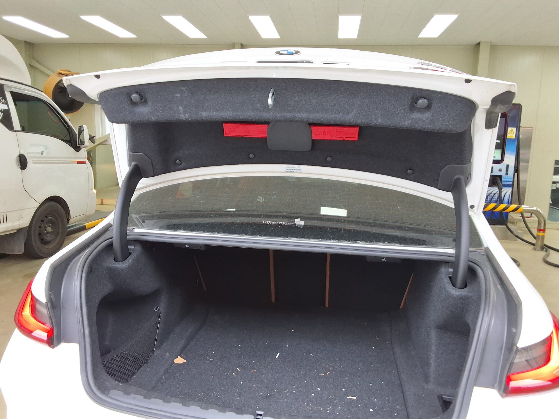 BMW 3 시리즈 2023 - 이미지 14