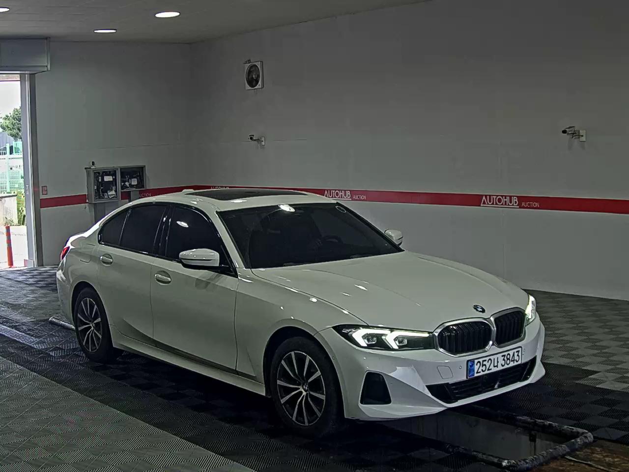 BMW 3 시리즈 2023 - 이미지 2