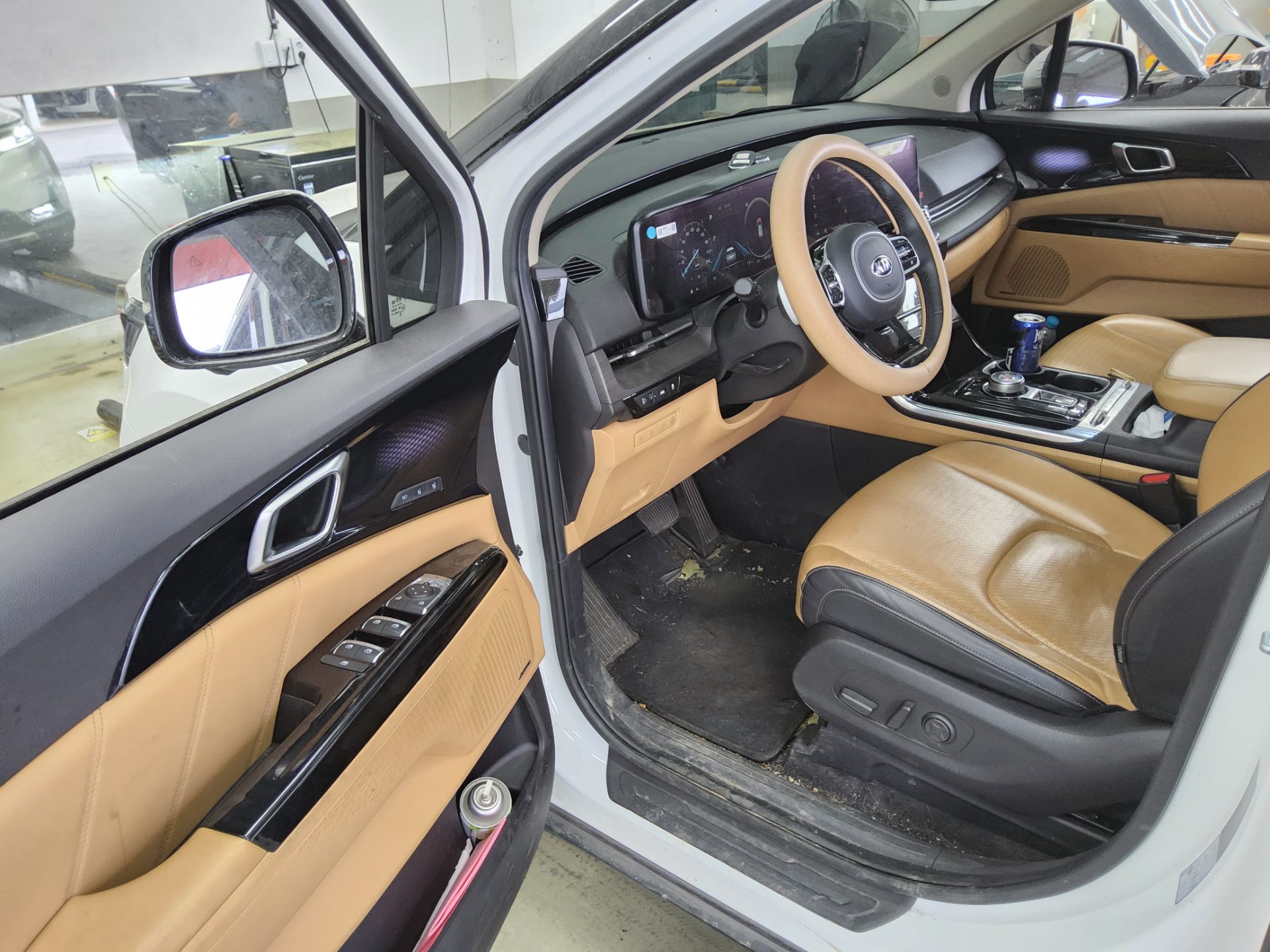 Kia Carnival 2021 - Image 9