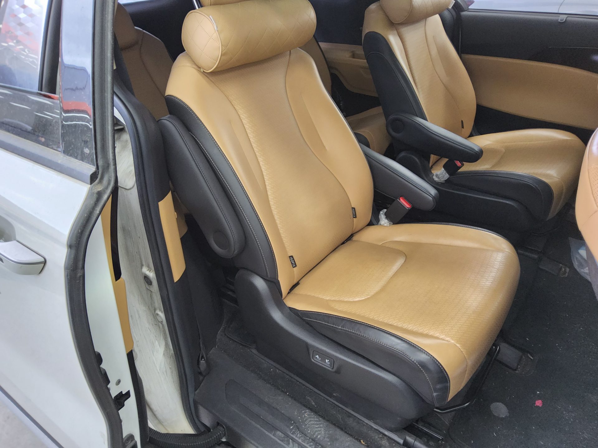 Kia Carnival 2021 - Image 12