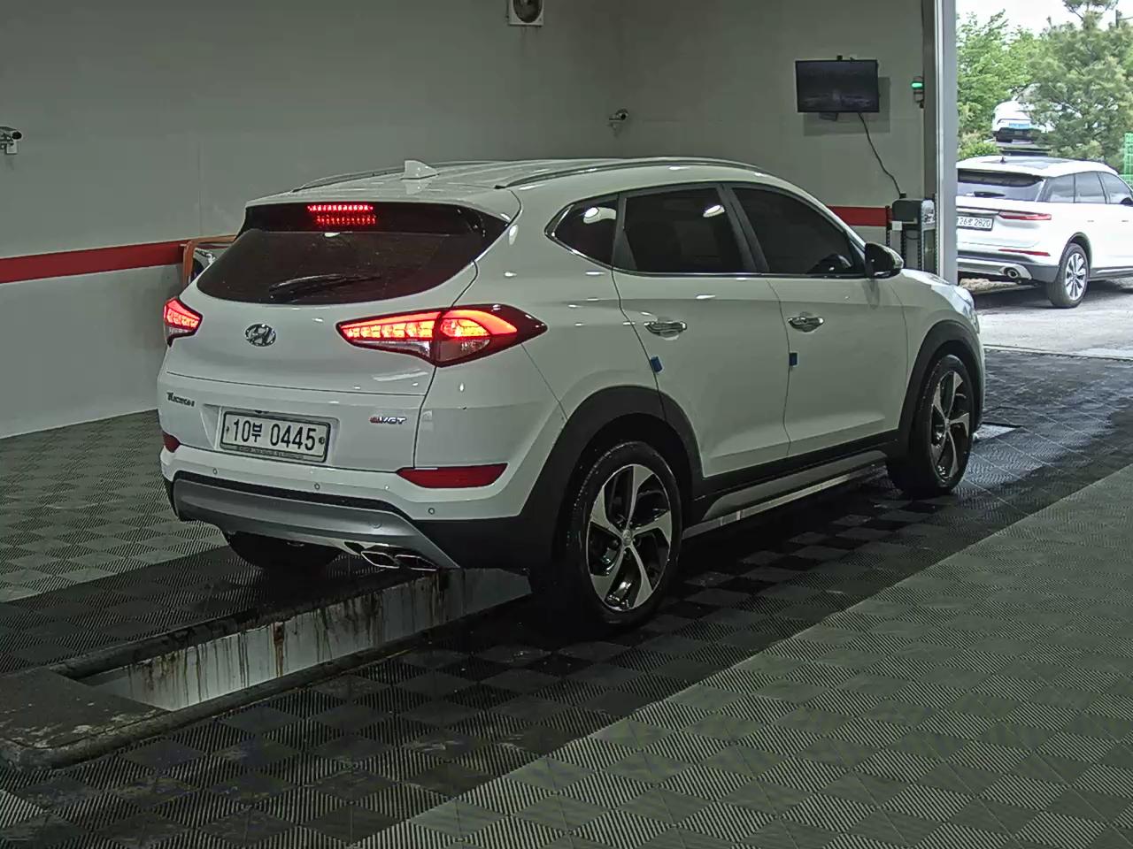 Hyundai Tucson - 4