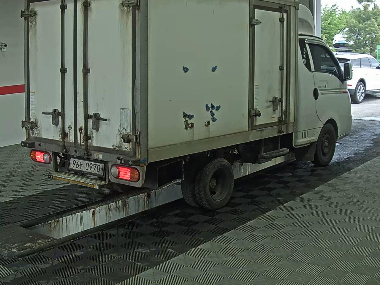 Hyundai Porter - 4