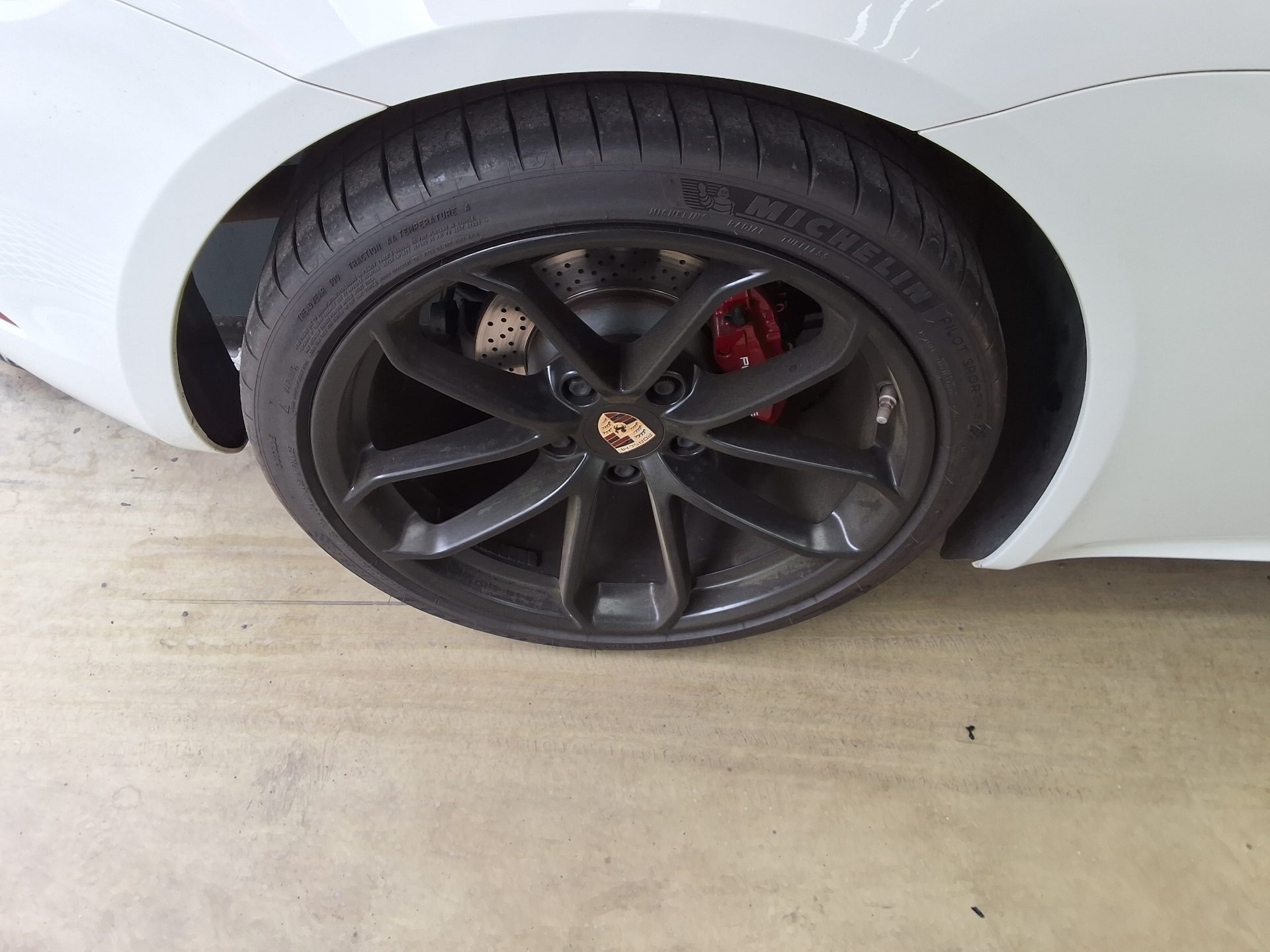 2017 - porsche cayman