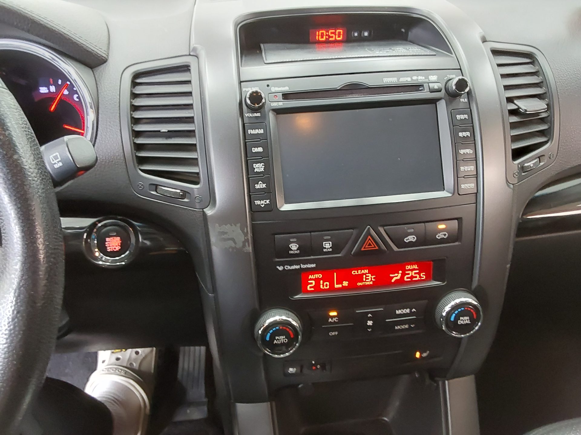 Kia Sorento 2011 - Image 16