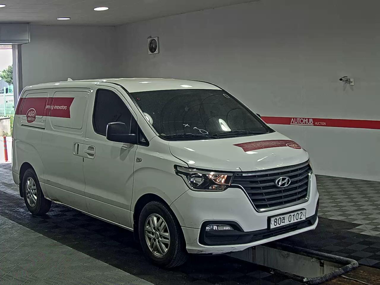 Hyundai Grand Starex 2019 - Image 2