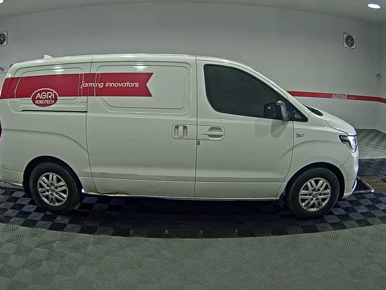 Hyundai Grand Starex 2019 - Image 3