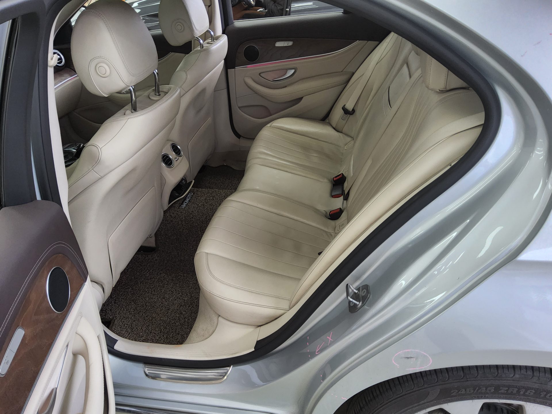 Mercedes-Benz E-Class 2017 - Image 11